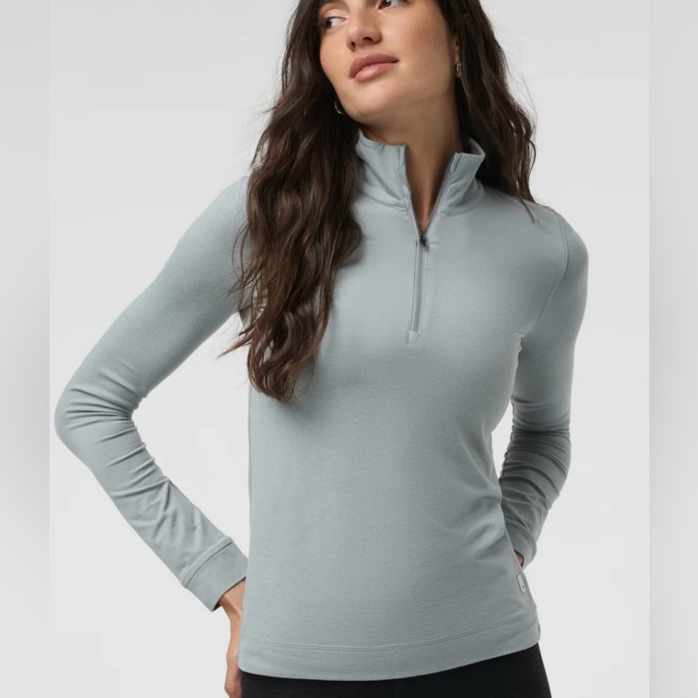 Vuori halo essentials half zip